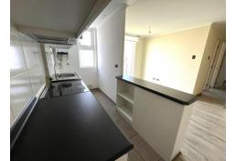 Cómodo Departamento 3 dormitorios, 1 baño y estacionamiento