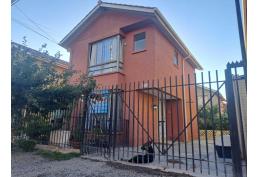 Vende casa barrio Los Castaños Maipú, 3d,3b