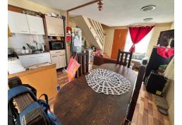 se vende casa en sector invica de curauma