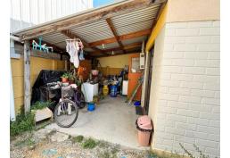 se vende casa en sector invica de curauma