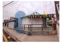 Se venden 4 locales comerciales independientes