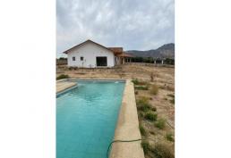 GRAN CASA EN EXCLUSIVO CONDOMINIO, PELEQUEN, MALLOA