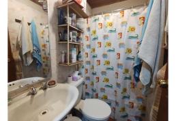 SE VENDE, CASA AMPLIA EN LOS AROMOS, LAGO RAPEL, LAS CABRAS