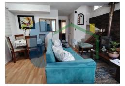 Amplia casa de dos pisos en condominio – Villa Alemana