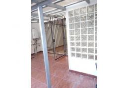 Dep. a pasos del metro Pedro de Valdivia con 2 patios y 131 m2