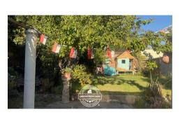 VENDE AMPLIA CASA EN PROVIDENCIA