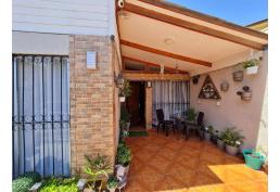 Se vende linda y cómoda casa, remodelada recientemente, Coquimbo