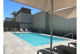 BLANCO ENCALADA – CLUB HIPICO / 1 Dormitorio, Estacionamiento y Bodega